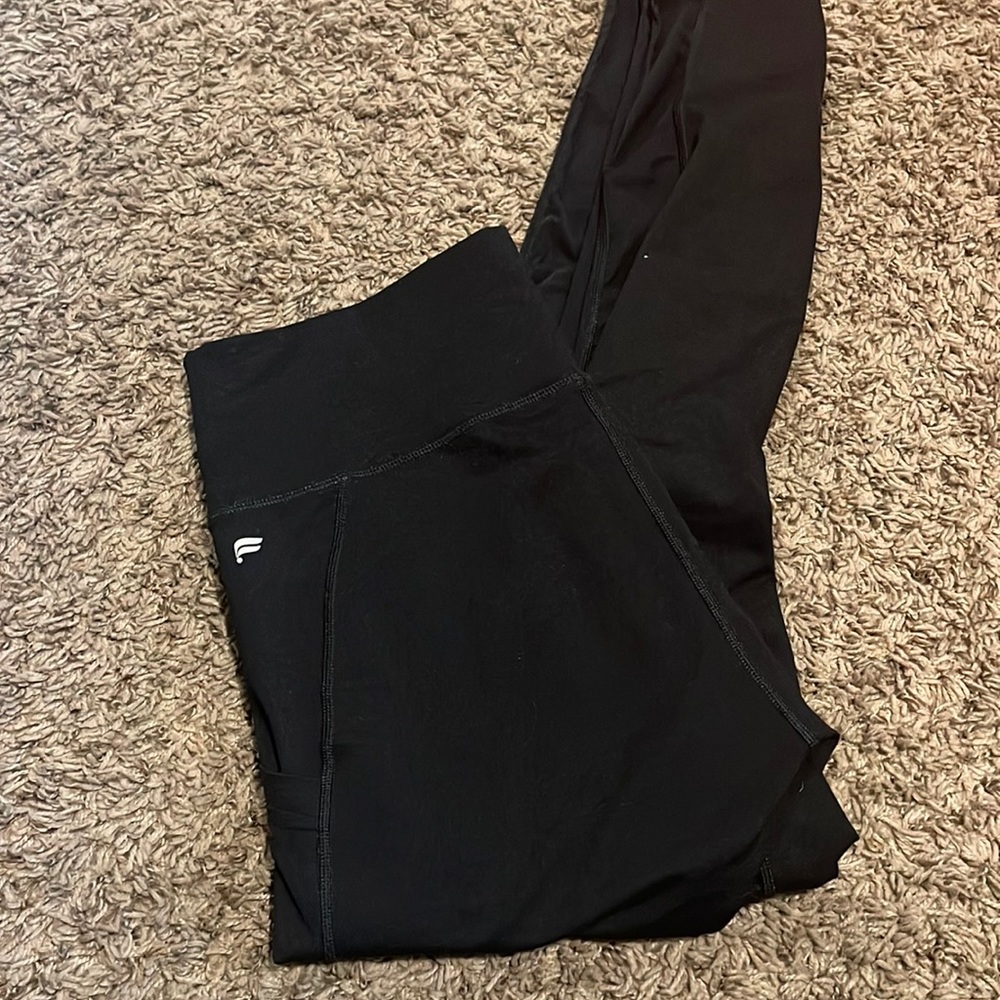 black fabletics leggings